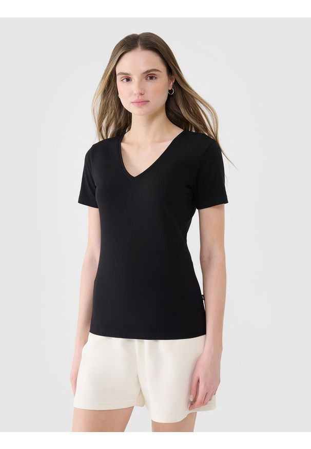 4f - 4F T-shirt slim gładki damski - czarny XS. Okazja: na co dzień. Typ kołnierza: dekolt w serek. Kolor: czarny. Materiał: skóra, jersey, elastan, dzianina, bawełna, materiał. Długość rękawa: krótki rękaw. Długość: krótkie. Wzór: gładki. Styl: sportowy, klasyczny, casual