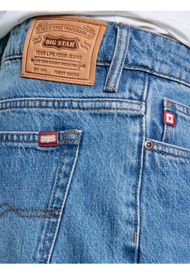 Big-Star - Jeansy męskie loose granatowe Zack 324. Stan: podwyższony. Kolor: niebieski. Styl: vintage, klasyczny