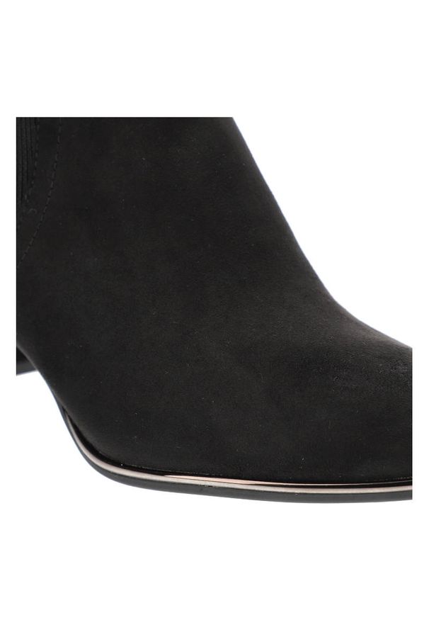 Czarne Botki Marco Tozzi Eleganckie Skórzane Buty Na Obcasie. Okazja: na spacer. Kolor: czarny. Materiał: skóra. Szerokość cholewki: normalna. Obcas: na obcasie. Styl: elegancki. Wysokość obcasa: średni