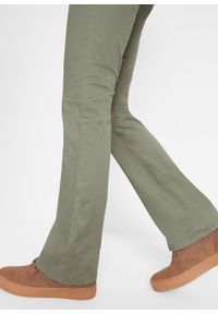 Spodnie ze stretchem BOOTCUT bonprix oliwkowy. Kolor: zielony. Materiał: materiał, bawełna, elastan #5