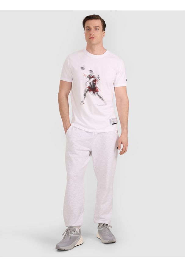 4f - 4F T-shirt regular z nadrukiem siatkarskim męski - biały XL. Okazja: na co dzień, do domu. Kolor: biały. Materiał: bawełna, jersey, materiał. Wzór: nadruk. Styl: sportowy, klasyczny, casual