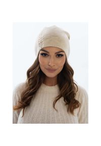 Czapka zimowa Peterson PTN HAT-03 beżowa. Kolor: beżowy. Materiał: materiał. Wzór: aplikacja. Sezon: zima. Styl: elegancki