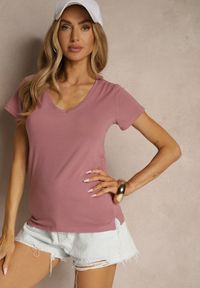 Renee - Ciemnoróżowy Bawełniany T-shirt z Trójkątnym Dekoltem Linalitia. Okazja: na co dzień. Kolor: różowy. Materiał: bawełna. Styl: casual #3