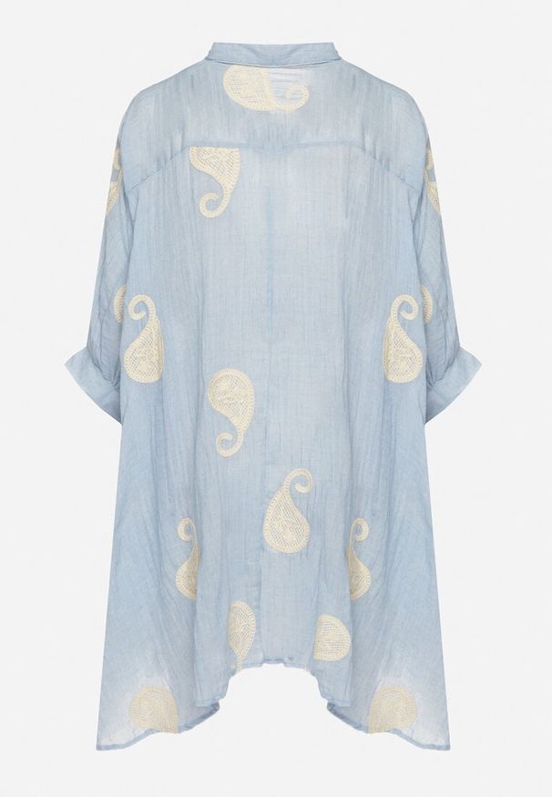 Born2be - Niebieska Bawełniana Koszula o Kroju Nietoperza z Haftami Lilariela. Okazja: na co dzień. Kolor: niebieski. Materiał: bawełna. Wzór: haft. Styl: elegancki, casual