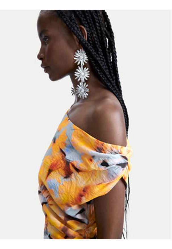 Desigual Sukienka letnia Sol 26SWVW50 Żółty Slim Fit. Kolor: żółty. Materiał: wiskoza. Sezon: lato