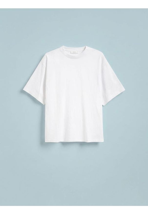 Reserved - Bawełniany t-shirt oversize - biały. Kolor: biały. Materiał: bawełna