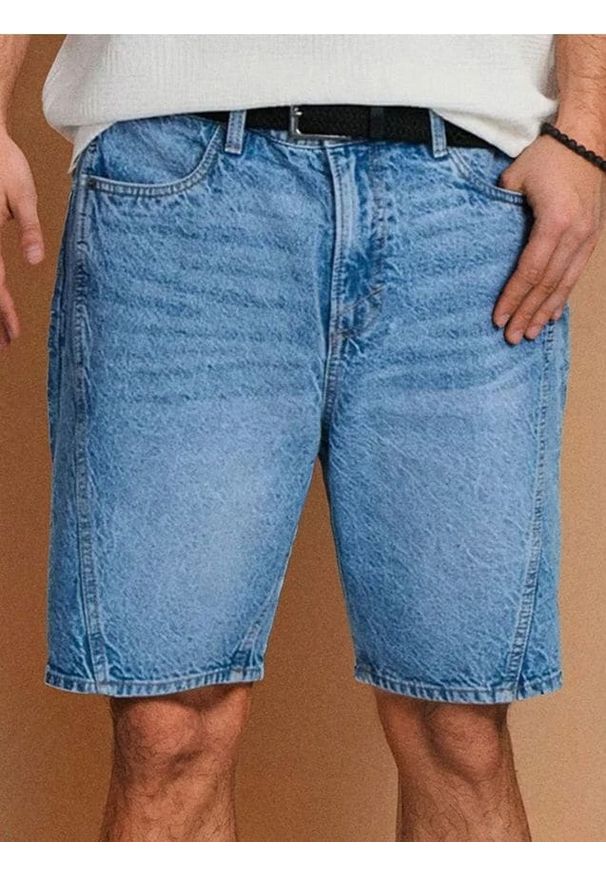 Sinsay - Szorty jeansowe loose - niebieski. Kolor: niebieski. Materiał: jeans