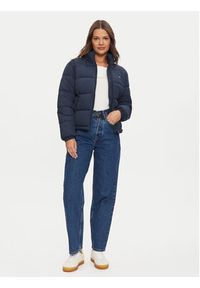 Tommy Jeans Kurtka zimowa Essential DW0DW18827 Granatowy Regular Fit. Kolor: niebieski. Materiał: syntetyk. Sezon: zima