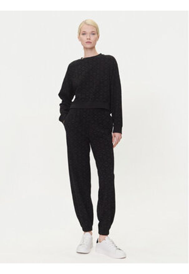 Hugo - HUGO Spodnie dresowe 50545211 Czarny Regular Fit. Kolor: czarny. Materiał: bawełna