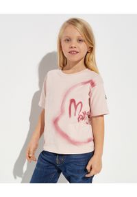 MONCLER KIDS - Różowa koszulka z graffiti 4-14 lat. Kolor: fioletowy, różowy, wielokolorowy. Materiał: bawełna. Wzór: aplikacja. Sezon: lato