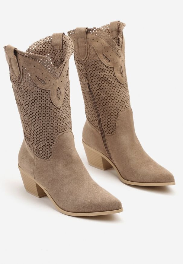 Born2be - Ciemnobeżowe Ażurowe Botki na Obcasie w Stylu Kowbojek Felorwen. Okazja: na co dzień. Kolor: beżowy. Materiał: skóra, jeans. Wzór: ażurowy. Obcas: na obcasie. Styl: elegancki, casual. Wysokość obcasa: średni
