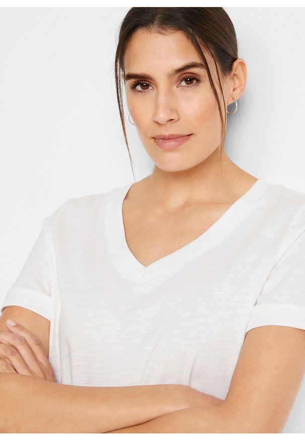 bonprix - T-shirt z czystej bawełny. Typ kołnierza: dekolt w serek. Kolor: biały. Materiał: bawełna. Długość rękawa: krótki rękaw. Długość: krótkie