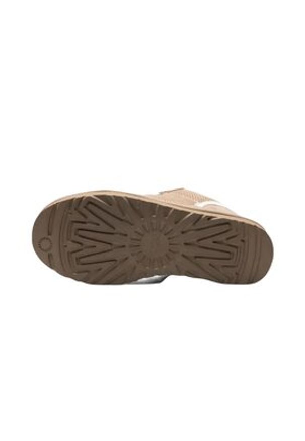 Ugg Sneakersy Lowmel 1144032 Beżowy. Kolor: beżowy. Materiał: zamsz, skóra