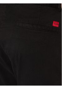 Hugo - HUGO Chinosy 50530886 Czarny Slim Fit. Kolor: czarny. Materiał: bawełna #5