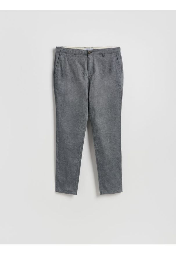 Reserved - Spodnie chino slim fit - ciemnoszary. Kolor: szary. Materiał: tkanina, bawełna