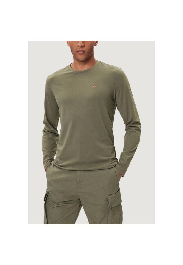 Napapijri - Koszulka z długim rękawem Mężczyzna NAPAPIJRI SALIS LS 1. Kolor: zielony. Materiał: bawełna. Długość rękawa: długi rękaw. Długość: długie