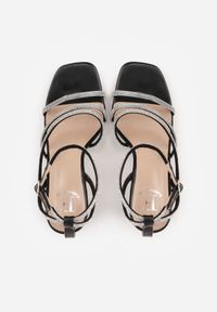 Born2be - Czarne Eleganckie Sandały na Szpilce Ozdobione Cyrkoniowymi Paskami Vikiaele. Zapięcie: pasek. Kolor: czarny. Wzór: aplikacja. Obcas: na szpilce. Styl: elegancki #5