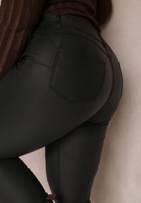 Renee - Czarne Spodnie Skinny Push Up Zilli. Kolekcja: plus size. Kolor: czarny #3