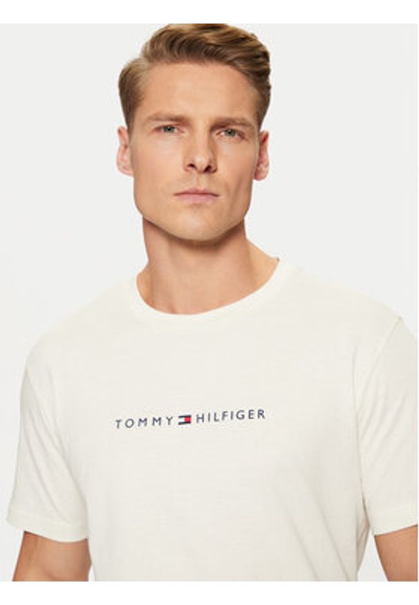 TOMMY HILFIGER - Tommy Hilfiger T-Shirt UM0UM03344 Écru Regular Fit. Materiał: bawełna
