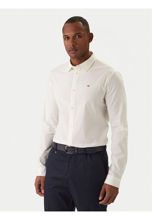Tommy Jeans Koszula DM0DM04405 Biały Slim Fit. Kolor: biały. Materiał: bawełna