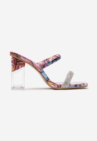 Born2be - Różowe Klapki Ampeope. Kolor: różowy. Wzór: kolorowy, nadruk, aplikacja. Obcas: na obcasie. Wysokość obcasa: średni #3