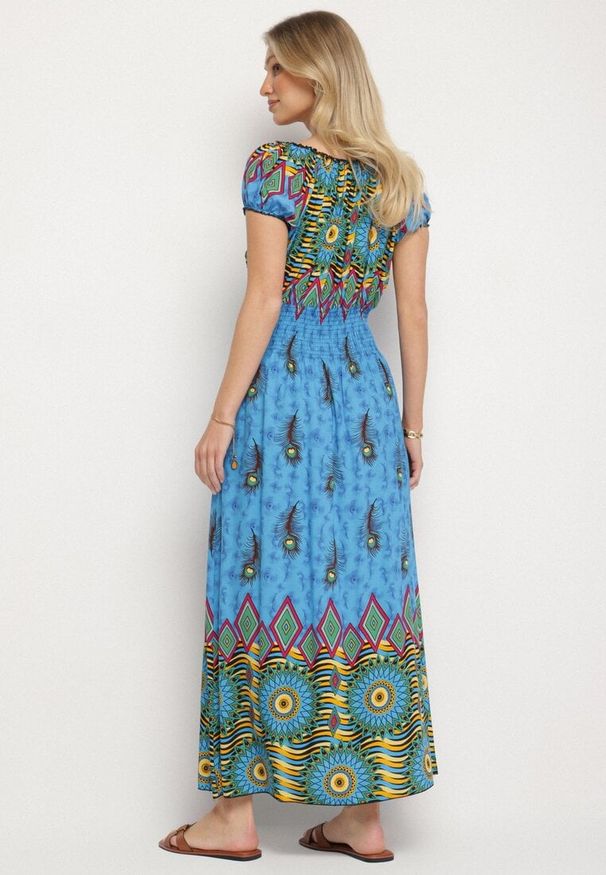 Born2be - Niebieska Bawełniana Sukienka w Etno Wzór z Gumką w Talii i Hiszpańskim Dekoltem Orose. Okazja: na co dzień. Kolor: niebieski. Materiał: bawełna. Wzór: aplikacja. Typ sukienki: proste. Styl: etno. Długość: maxi