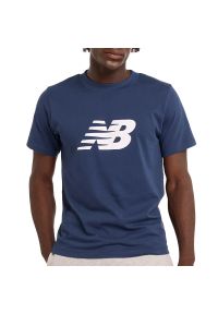 Koszulka męska New Balance MT43906NNY - granatowa. Kolor: niebieski. Materiał: bawełna. Długość rękawa: krótki rękaw. Długość: krótkie #1
