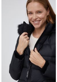 Calvin Klein Kurtka puchowa damska kolor czarny zimowa. Okazja: na co dzień. Kolor: czarny. Materiał: puch. Sezon: zima. Styl: casual #5