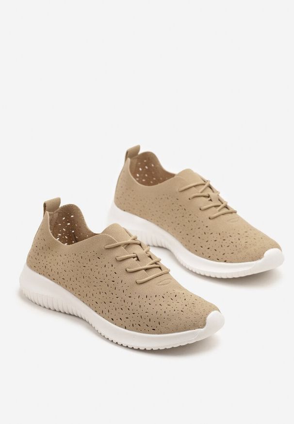 Born2be - Beżowe Sneakersy z Ażurową Cholewką Grellio. Okazja: na co dzień. Kolor: beżowy. Materiał: jeans. Szerokość cholewki: normalna. Wzór: ażurowy