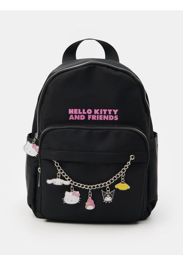 Sinsay - Plecak z łańcuszkiem i zawieszkami Hello Kitty - czarny. Kolor: czarny. Wzór: motyw z bajki