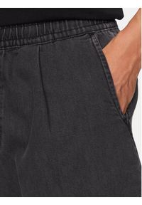 Jack & Jones - Jack&Jones Szorty materiałowe Tony 12250090 Czarny Loose Fit. Kolor: czarny. Materiał: bawełna #6
