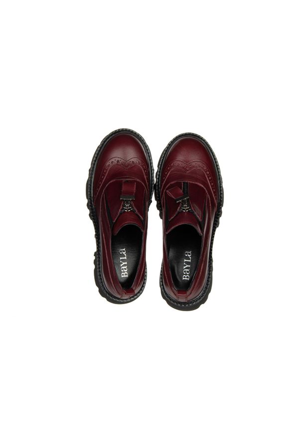 Półbuty Bayla-161 054 2894 750 Bordo 161385, Skóra naturalna. Kolor: czerwony. Materiał: skóra. Szerokość cholewki: normalna. Obcas: na platformie