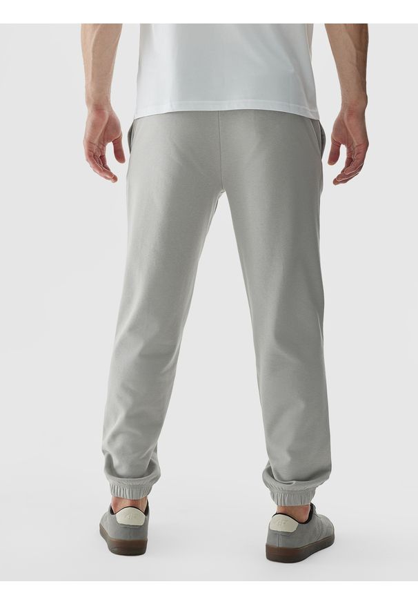 4f - 4F Spodnie dresowe joggery męskie - szare 3XL. Kolor: szary. Materiał: dresówka. Wzór: gładki, ze splotem