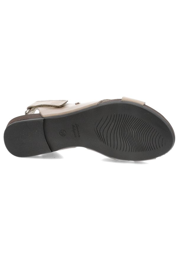 Szare Sandały Armodo Wygodne Obuwie Damskie. Okazja: na co dzień, na spacer. Zapięcie: pasek. Kolor: szary. Materiał: skóra, jeans. Wzór: paski. Sezon: lato. Obcas: na płaskiej podeszwie. Styl: casual