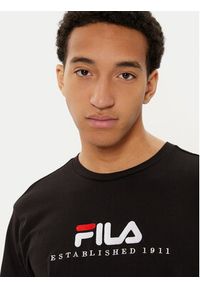 Fila T-Shirt FAU0147 Czarny Regular Fit. Kolor: czarny. Materiał: bawełna #9