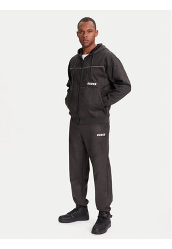 Guess Bluza Z5YQ05 KCJY2 Zielony Regular Fit. Kolor: zielony. Materiał: bawełna