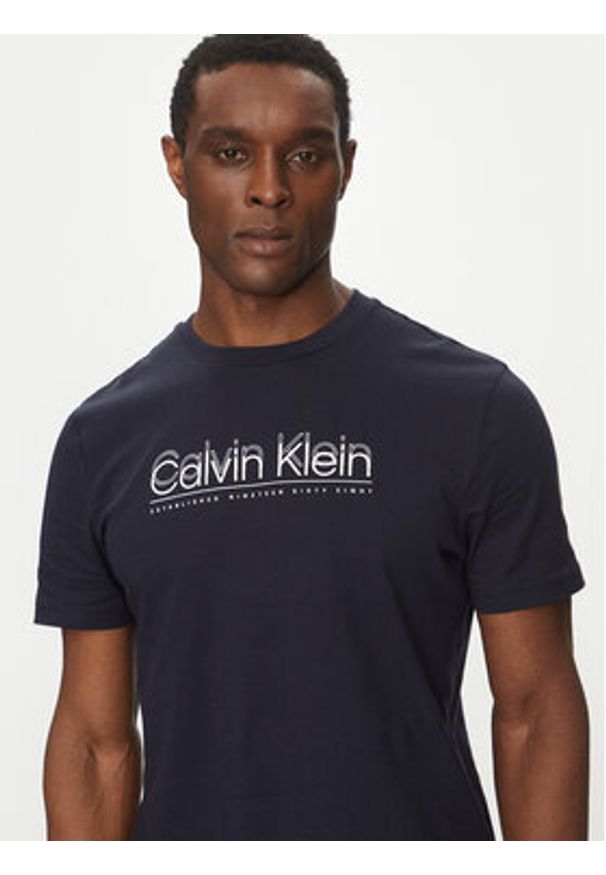 Calvin Klein T-Shirt Double Logo K10K114149 Granatowy Regular Fit. Kolor: niebieski. Materiał: bawełna