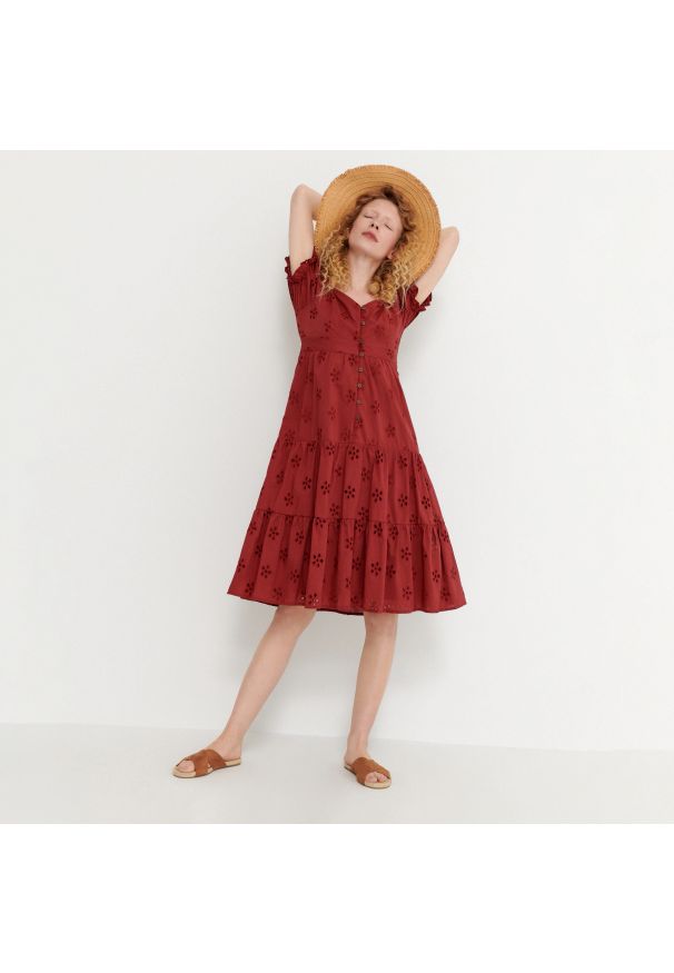 House - Bawełniana sukienka z guzikami - Bordowy. Kolor: czerwony. Materiał: bawełna