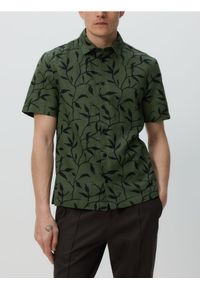Reserved - Lniana koszula regular fit - zielony. Kolor: zielony. Materiał: len