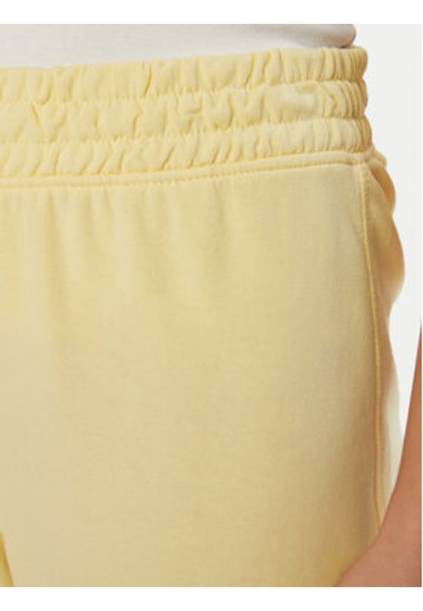 only - ONLY Spodnie dresowe Bella 15312094 Żółty Regular Fit. Kolor: żółty. Materiał: syntetyk, bawełna