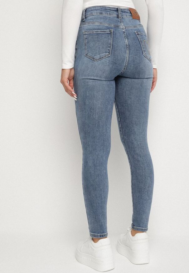 Born2be - Niebieskie Jeansy o Kroju Skinny z Wysokim Stanem Solarie. Okazja: na co dzień. Stan: podwyższony. Kolor: niebieski. Styl: casual, sportowy