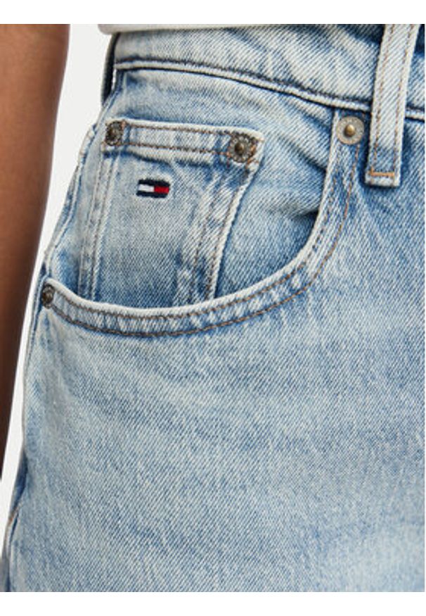 Tommy Jeans Jeansy DW0DW23089 Niebieski jasny Mom Fit. Kolor: niebieski