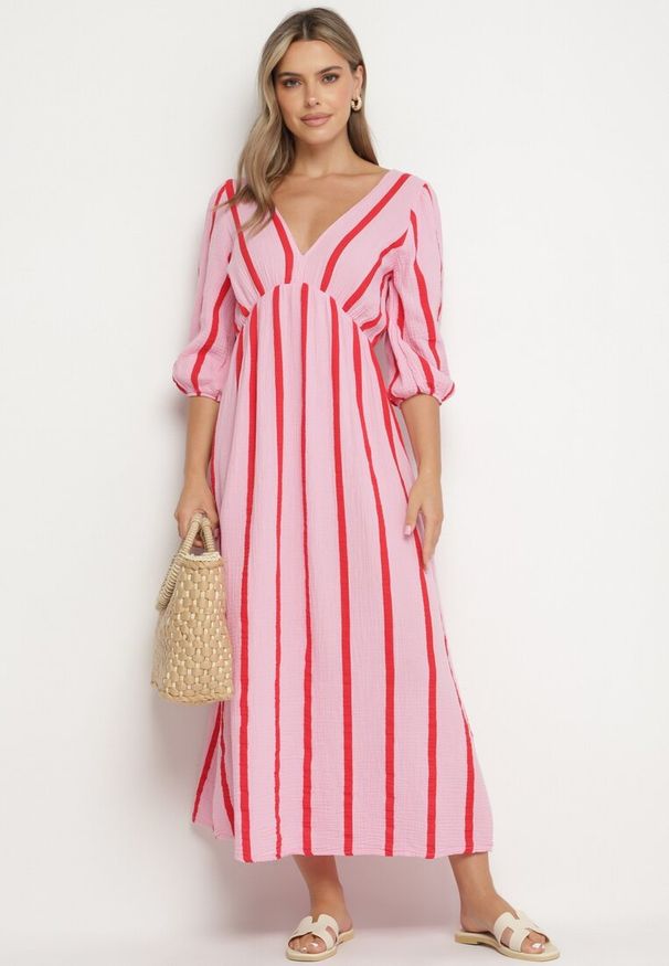 Born2be - Różowo-Pomarańczowa Taliowana Sukienka z Bawełny z Motywem Pasków Rivettes. Okazja: do pracy, na co dzień. Typ kołnierza: dekolt w kształcie V. Kolor: różowy. Materiał: bawełna. Wzór: aplikacja. Typ sukienki: proste. Styl: elegancki, casual, klasyczny