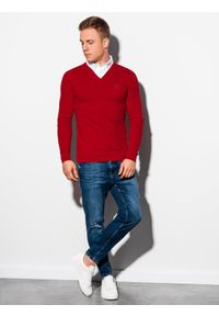 Ombre Clothing - Sweter męski E120 - czerwony - XXL. Typ kołnierza: kołnierzyk koszulowy, dekolt w serek. Kolor: czerwony. Materiał: materiał, bawełna, nylon. Styl: klasyczny