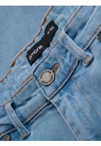 Ombre Clothing - Męskie spodnie jeansowe JOGGERY z klasyczna opaśnicą - jasnoniebieskie V1. Okazja: na co dzień. Kolor: niebieski. Materiał: jeans. Styl: klasyczny #7