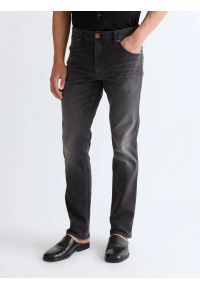 Wrangler - MESKIE SPODNIE WRANGLER GREENSBORO RAVEN ASH 112377796 #1