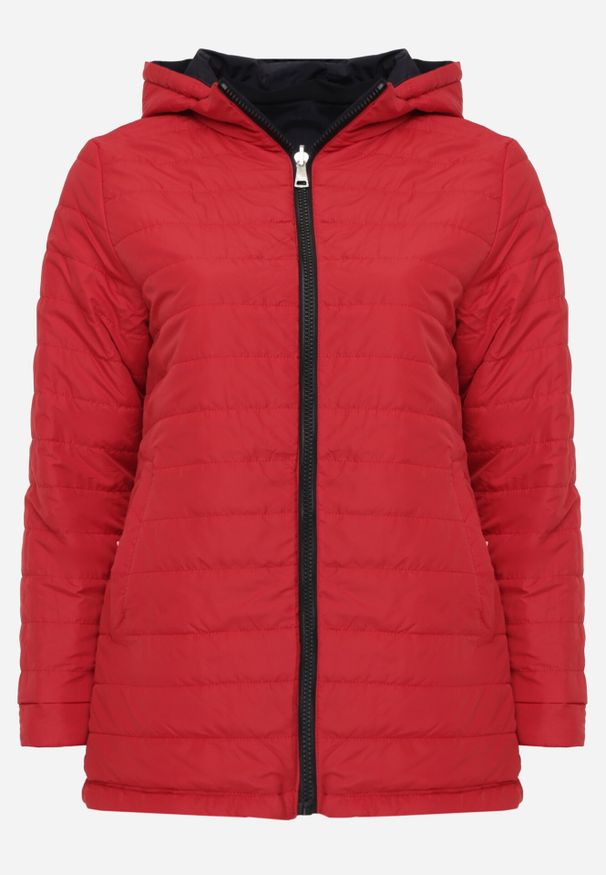 Born2be - Granatowo-Czerwona Przejściowa Kurtka Dwustronna o Kroju Parki z Pikowaniem Wewnątrz Zidelle. Typ kołnierza: kaptur. Kolor: niebieski. Materiał: poliester, jeans. Styl: sportowy