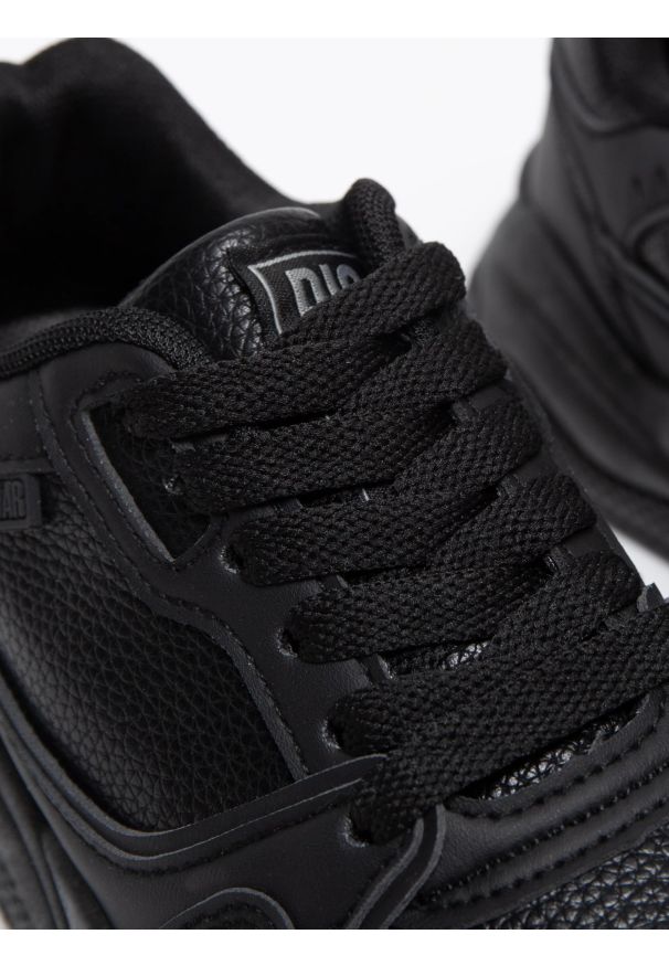 Big-Star - Sneakersy damskie sportowe czarne NN274666 906. Okazja: na co dzień. Kolor: czarny. Materiał: skóra ekologiczna