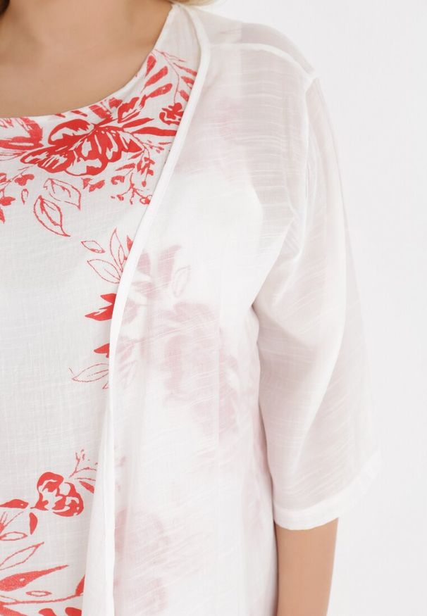 Born2be - Czerwona Sukienka Koroos. Kolekcja: plus size. Kolor: czerwony. Materiał: materiał, tkanina. Długość rękawa: bez rękawów. Wzór: nadruk, kwiaty, aplikacja. Typ sukienki: trapezowe, dla puszystych