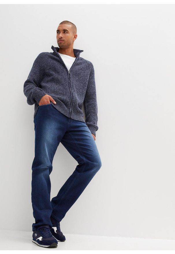 bonprix - Dżinsy ze stretchem regular fit w wygodnym fasonie, straight. Kolor: niebieski. Styl: vintage